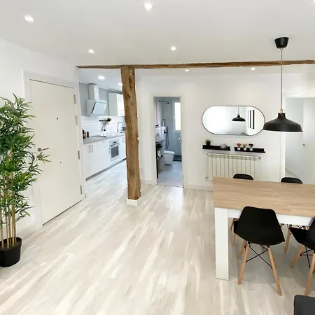 Con Vistas Al Mar En El Centro 아파트